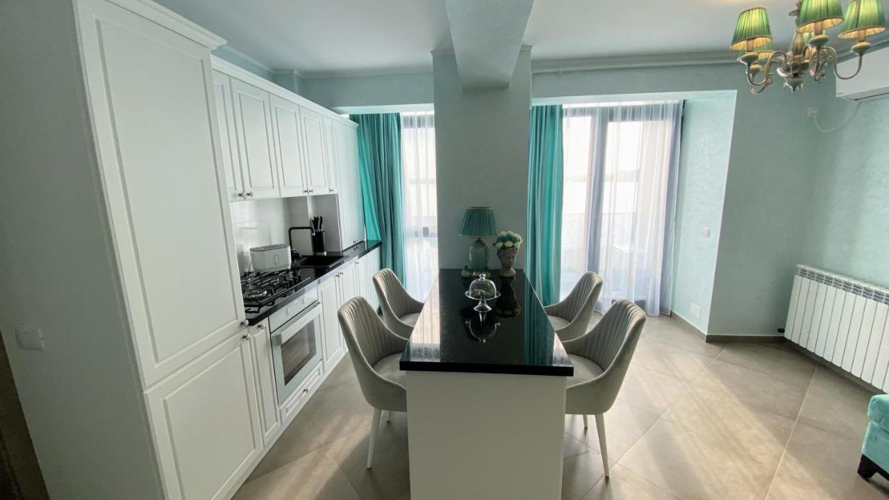 Myosotis Mamaia By The Lake Exterior photo